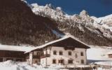 Hotel Tirol Parkplatz: 4 Sterne Alfaierhof-Bergheimat In Gschnitz Mit 13 ...