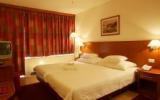 Hotel Dalmatien: Hotel Zora In Primošten (Šibenik) Mit 326 Zimmern Und 3 ...
