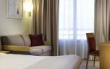 Hotel Nord Pas De Calais: Novotel Lille Centre Gares Mit 96 Zimmern Und 3 ...