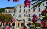 Hotel Santa Cesarea Terme: 4 Sterne Grand Hotel Mediterraneo In Santa ...
