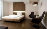 Tourist-Online.de Hotel: Hotello Hohenzollernstrasse In München , 71 ...