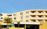 Hotel Usa Whirlpool: Quality Inn & Suites Hermosa Beach In Hermosa Beach ...