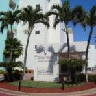 Ferienanlage Florida Usa: Golden Strand Ocean Villa Resort In Sunny Isles ...