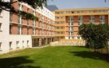 Ferienwohnungmidi Pyrenees: 2 Sterne Appart'city Toulouse Hippodrome, 212 ...