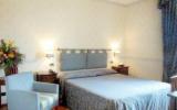 Hotel Italien: 3 Sterne Hotel Arcobaleno In Siena Mit 19 Zimmern, Toskana ...