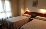 Hotel Spanien Parkplatz: 1 Sterne Hotel Ovetense In Oviedo, 17 Zimmer, ...