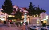 Hotel Kroatien Internet: 3 Sterne Hotel Vicko In Starigrad Paklenica ...
