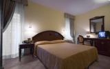 Hotel Lazio: Hotel Tuscolana In Rome Mit 19 Zimmern Und 2 Sternen, Rom Und ...