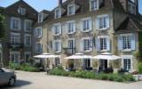 Hotel Burgund: 3 Sterne Hôtel De La Poste & Du Lion D'or In Vézelay, 38 Zimmer, ...