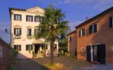 Hotel Dolo Venetien: 3 Sterne Villa Goetzen In Dolo, 12 Zimmer, Adriaküste ...
