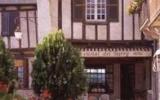 Hotel Najac: 2 Sterne Logis L'oustal Del Barry In Najac Mit 18 Zimmern, ...