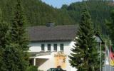 Hotel Hessen Reiten: Altes Doktorhaus In Willingen Mit 14 Zimmern Und 3 ...