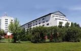 Hotel Deutschland Sauna: 3 Sterne Bildungszentrum Erkner Mit 250 Zimmern, ...