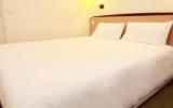 Hotel Saint Quentin Picardie: 2 Sterne Campanile Saint Quentin, 39 Zimmer, ...
