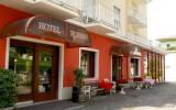 Hotel Gardasee: 3 Sterne Hotel Rubino In Nago Mit 29 Zimmern, Italienische ...