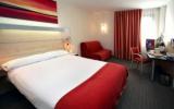 Hotel Barcelona Katalonien Internet: 3 Sterne Express By Holiday Inn Molins ...