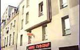 Hotel Pays De La Loire Parkplatz: 2 Sterne Surcouf In Nantes Mit 38 Zimmern, ...