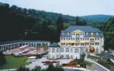 Hotel Schlangenbad Solarium: Parkhotel Schlangenbad Mit 88 Zimmern Und 4 ...
