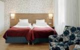 Hotel Hallands Lan: 4 Sterne Scandic Hallandia In Halmstad, 155 Zimmer, ...