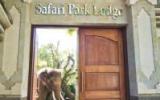 Ferienanlage Bali: Elephant Safari Park Lodge In Ubud (Bali) Mit 25 Zimmern Und ...