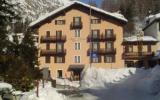 Hotel Courmayeur: 3 Sterne Centrale In Courmayeur Mit 32 Zimmern, Aosta, ...