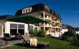 Hotel Rheinland Pfalz: 4 Sterne Hotel Weingut Weis In Mertesdorf Mit 54 ...