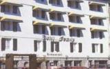 Hotel Frankreich Whirlpool: 2 Sterne Logis Hotel Family In Meyrueis Mit 48 ...