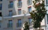 Hotel Antony Ile De France: 3 Sterne Hotel De Berny In Antony Mit 44 Zimmern, ...