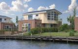 Ferienhaus Workum Whirlpool: Ferienhaus It Soal Waterpark-Lisdodde In ...