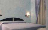 Zimmer Kampanien: La Nuit In Sorrento (Naples), 8 Zimmer, Kampanien Küste, ...