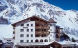 Hotel Schweiz: Wellness Hotel Chasa Montana In Samnaun Mit 52 Zimmern Und 4 ...