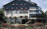 Zimmer Bütgenbach: 4 Sterne Hotel Du Lac In Butgenbach Mit 24 Zimmern, Liege, ...