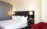 Hotelkatalonien: 3 Sterne Ac Som In Hospitalet De Llobregat, 102 Zimmer, ...