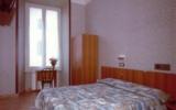 Hotel Lazio: Hotel Ferrarese In Rome Mit 24 Zimmern Und 2 Sternen, Rom Und ...