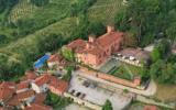 Hotel Italien: 4 Sterne Castello Rosso In Costigliole Saluzzo (Cuneo) Mit 25 ...