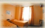 Hotel Saumur: Hostellerie Excalibur In Saumur Mit 13 Zimmern Und 2 Sternen, ...