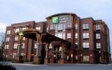 Hotel Richmond British Columbia Parkplatz: 2 Sterne Holiday Inn Express & ...