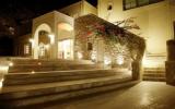 Hotel Griechenland Parkplatz: Antinea Suites Hotel & Spa In Kamari Mit 36 ...