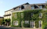 Hotel Frankreich: 3 Sterne Hotel Restaurant L'ermitage In Saulges Mit 35 ...