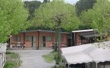 Bungalow auf dem Campingplatz dei Tigli in Padenghe sul Garda, Gardasee, Italien mit 2 Zimmern für maximal 4 Personen