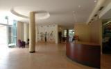 Hotel Perugia: 4 Sterne Holiday Inn Perugia Mit 101 Zimmern, Umbrien, ...