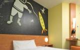 Hotel Deutschland: 2 Sterne B&b Hotel Oberhausen-Centro Mit 102 Zimmern, ...