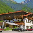 Ferienwohnung Oetz Tirol: Appartements Il Giardino In Oetz ...