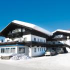 Ferienhaus Kirchberg Tirol: Ferienhaus 12-24 Pers. 