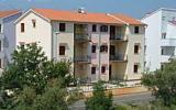 Ferienwohnung Malinska: Ferienwohnung Mit Garten Mit Grill 600 M Zur Adria 