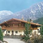 Ferienhaus Finkenberg Tirol: Ferienhaus 15-20 Pers. 