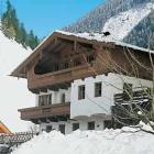 Ferienwohnung Mayrhofen Tirol Heizung: Landhaus Thomas 