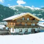 Ferienwohnung Mayrhofen Tirol Heizung: Haus Eberharter 