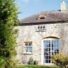 Ferienwohnungtipperary: Courtyard Cottages In Borrisokane ...