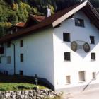 Ferienwohnung Flirsch Fernseher: Haus Schmiede 